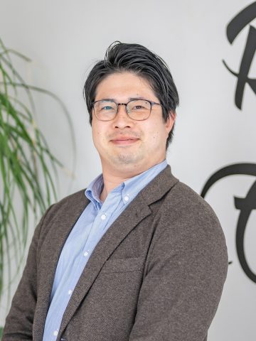 バイヤー　佐野 孝明
